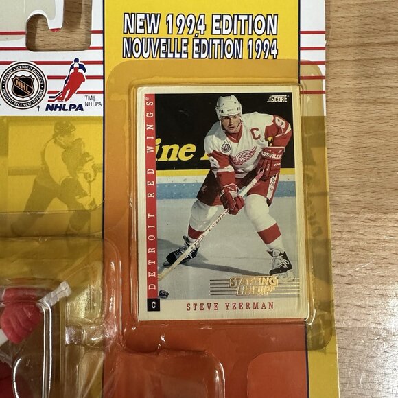 STEVE YZERMAN Detroit Red Wings Starting Lineup SLU 1994 Card New Sealed NHL - Picture 4 of 4